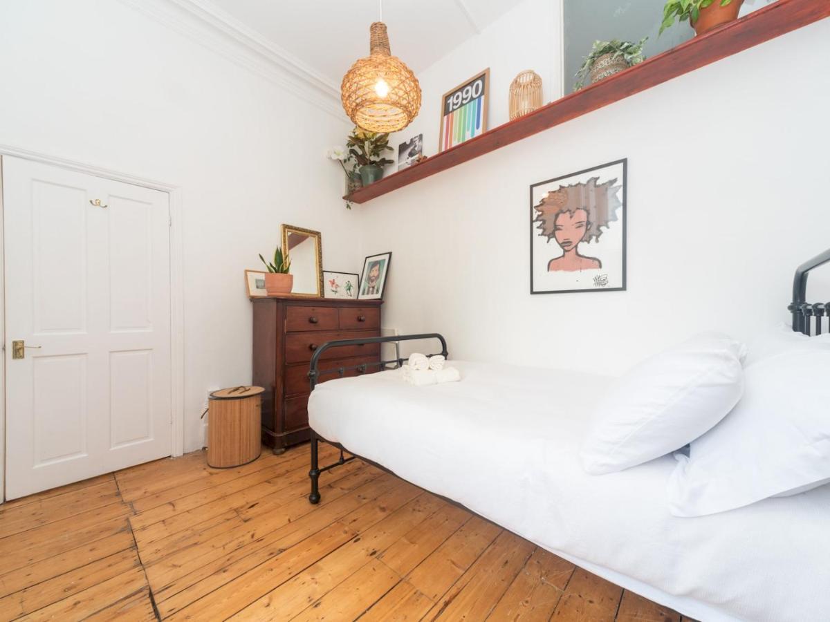 Pass The Keys Rustic And Quirky Flat In Charming Charlton Village London Luaran gambar